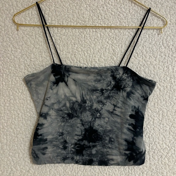 🩷Bungee-Strap Crop Cami (Blue) - Picture 3 of 15